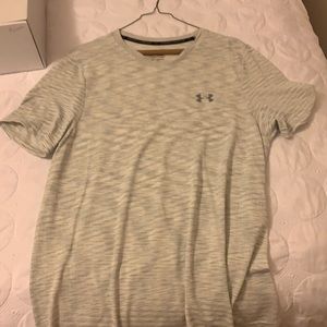 Men’s Under Armour Workout shirt